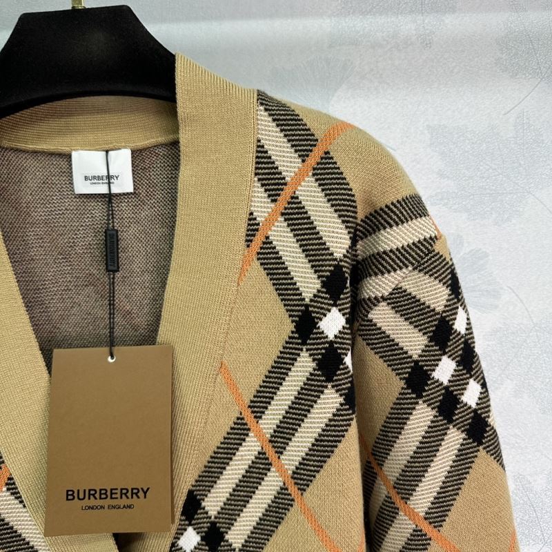 Burberry Outwear